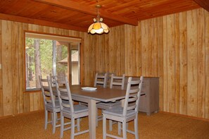Dining area with seating for 6