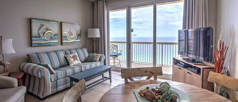 Living/Dinning Area opens to the balcony & never ending tropical seas!