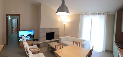 Apartamento cerca del mar, vista excepcional, wifi gratuito, parking.