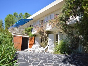 villa
