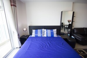 Cosy Beach View Condominium 1215