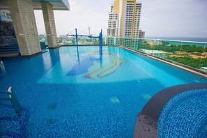 Cosy Beach View Condominium 803