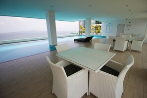 1302, 1-bedroom, The View Cosy Beach