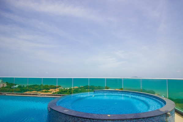 Cosy Beach View N407