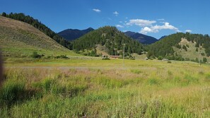 Montana Hide Away
