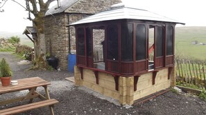 cottage with all weather covered hot tub 