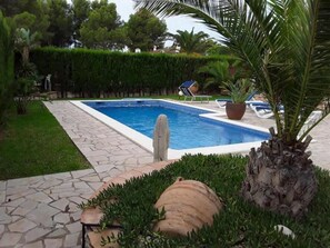 Jardin et piscine