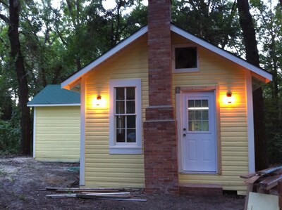 Private Cottage On 58 acres