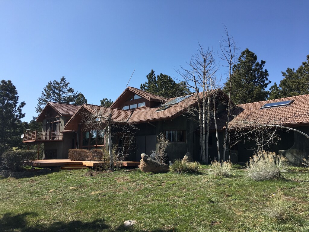 Beautiful 4 Bedroom Mountain Chalet On 47 Acres In Boulder Co Boulder