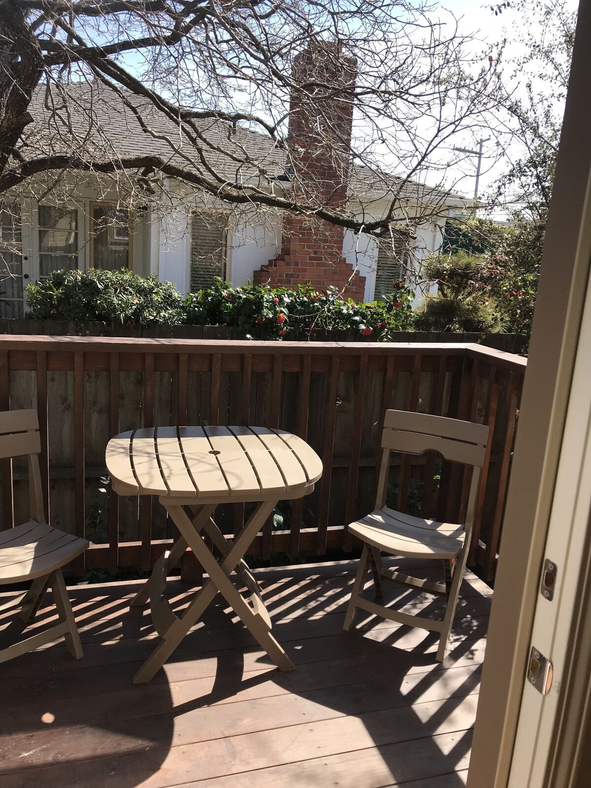 Cozy Modern 3B/1B entire house w A/C in San Mateo, California. No pet/smoke