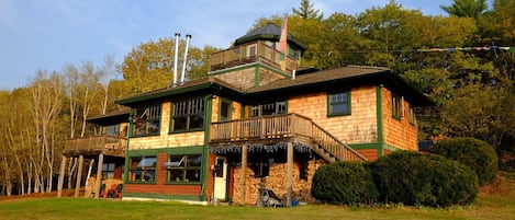 House built in 2005 in the Craftsman style