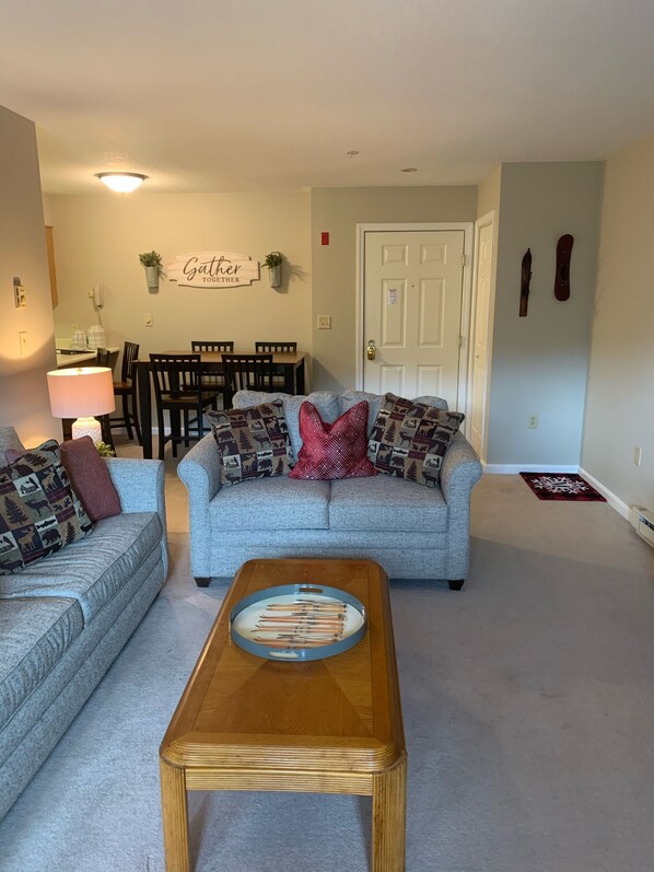 Living/dining room