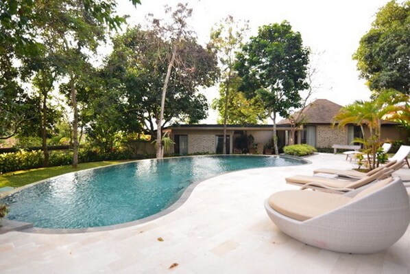 Kayu Merah 3 Bedroom Villa in Uluwatu;