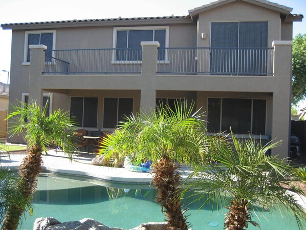 2nd floor terrace