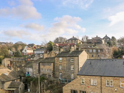 Riverview Cottage, HOLMFIRTH