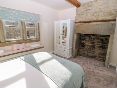 Riverview Cottage, HOLMFIRTH