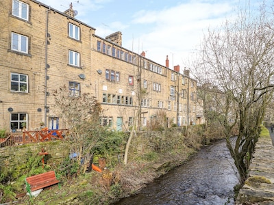 Riverview Cottage, HOLMFIRTH