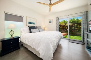 King size bed. Only the highest quality pure cotton linens .
