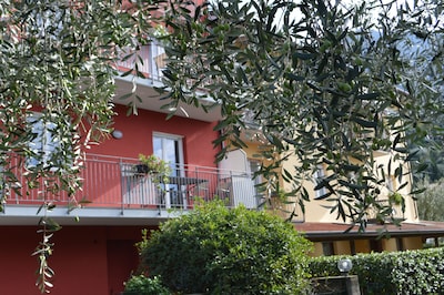 Residence "La Pergola" central area, garden, swimming pool, parking