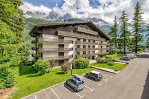 Emplacement fantastique, à proximité de la station de Brevent et du Chamonix centre