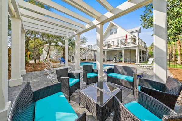 lovely gazebo and plenty of outdoor space