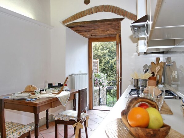 Livingroom with kitchen