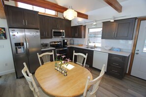 new kitchen 