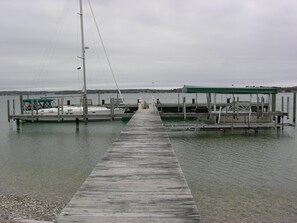 Deep Water dock for Maximum 50' Watercraft w/ Hook-Ups