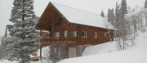 Log Ski Cabin at Powder Mountain