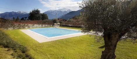 The pool here at  Lenno “Terraze” Spese