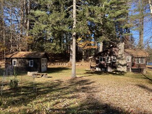 Cabin with large yard and secure storage in garage