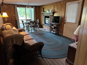 Living dining area