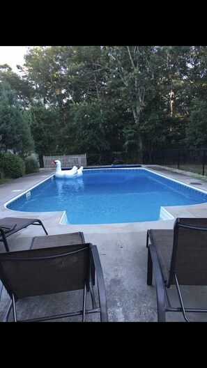 Private pool