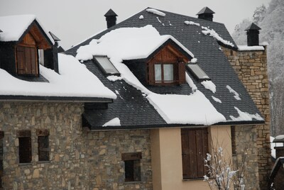 Wohnung in Vico Gebäude in Escarrilla