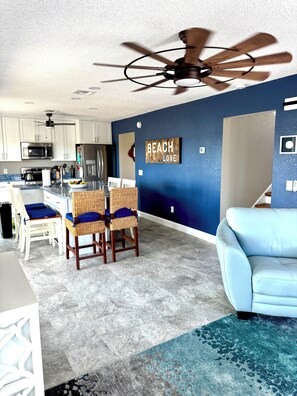 Kitchen/Dining