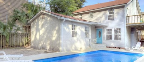 Watercolor is a 4 bedroom beach house, one house from the beach with a private pool