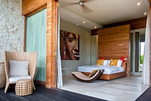 5 Star Spacious Villa in Seminyak