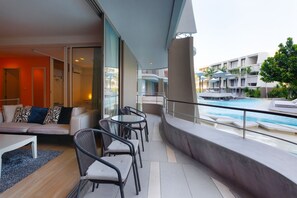 Baan SanKraam_2BR Apt, AAA-PoolAccess