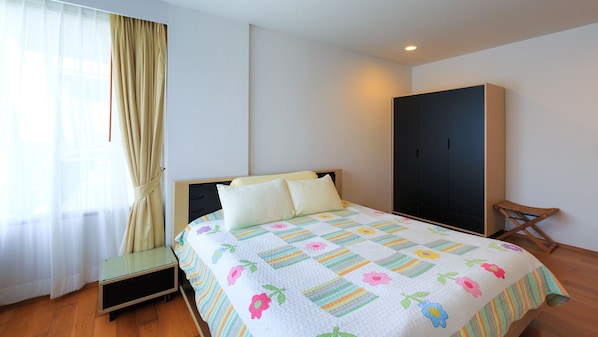 Baan SanSuk HH_2Bedroom Apt PoolView:CDC