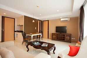 1-BR Suite with SofaBed @Rocco HuaHin_3J