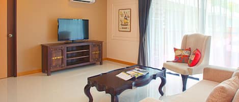 1-BR Suite with SofaBed @Rocco HuaHin_3J