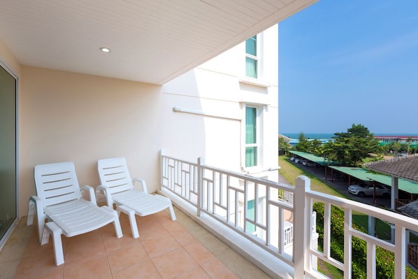 Baan PooLom HH_2Bedroom Apt SeaView:BCC