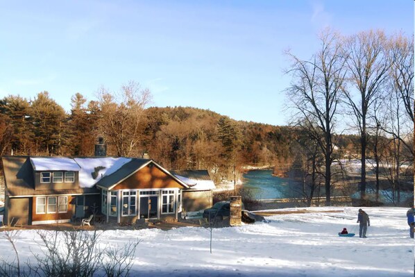 Snow and ski sports