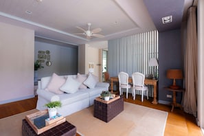 Summer HuaHin_2BR Apt. w Pool Access-AAD