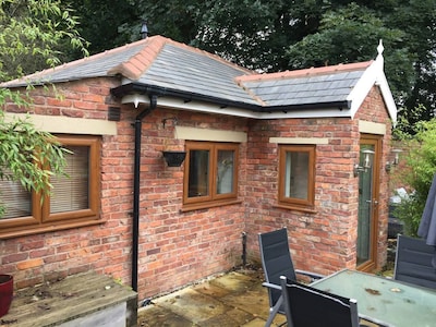 Luxury 1Bedroom Lodge(sleeps 4) in Prestwich