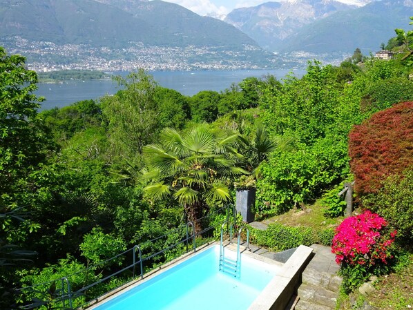 Acqua, Pianta, Cielo, Proprietà, Montagna, Fiore, Verde, Costruzione, Blu, Azzurro