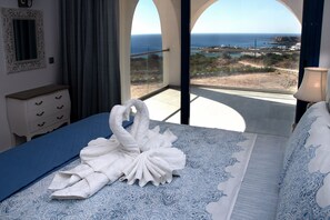 Aelia Luxury Villa - Bedroom 1 (upper floor)