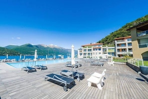Fantastic communal pool