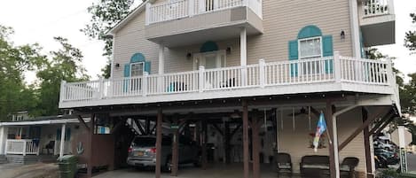 Magnificent 4 Bedroom Beach house Exterior View updated May 2020