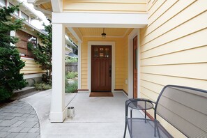 Private entrace